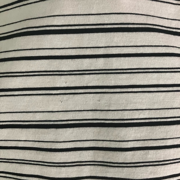 Lululemon “Back in Action” long sleeve black & white - Picture 12 of 12